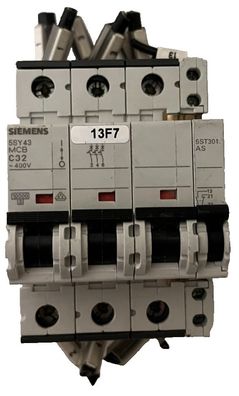 Siemens 5SY43 C32 3-Pole MCB 32A 400V w/ 5ST3010 Aux Switch Used