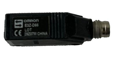 Omron E3Z-D66 Photoelectric Sensor 10-30VDC M8 Used
