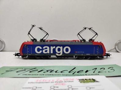 Märklin H0 AC 36851 / Mehrzwecklokomotive Re 482 011-4 / blauen und roten Design / S
