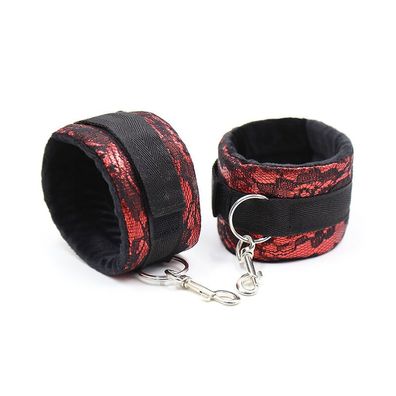 Ohmama Fetish Handschellen aus Samt mit Nylonband rot-schwarz