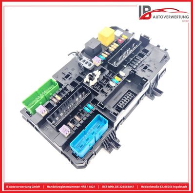 Sicherungskasten Relaiskasten 13220831 OPEL ZAFIRA B A05 1.9 CDTI GM
