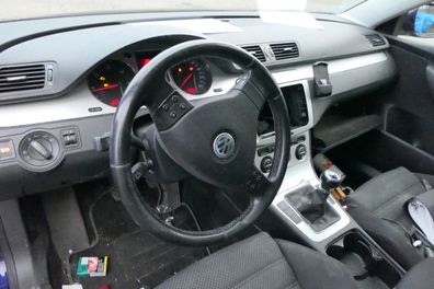 VW Passat 3C Armaturenbrett schwarz OHNE Anbauteile ohneAirbags 3C1857004Q 3AB857003A