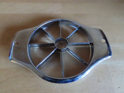 Apfelentkerner Apfelschneider Apfelteiler silbern Metall ca.15,5cm breit