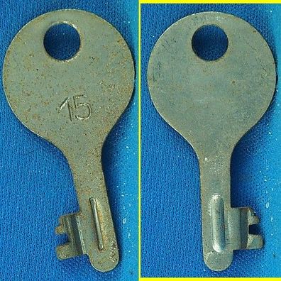 alter Flachschlüssel für Spardose / Sparschwein ca. 43 mm Schliessung 15