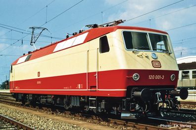 Fleischmann 7560059 E-Lok BR 120 001-3 DB analog rt/cr Vor Spur N