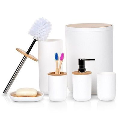 Weißes Badezimmer-Set, 6-teilig
