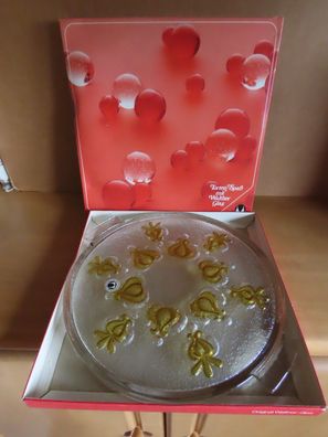 Tortenplatte Servierplatte Kuchenplatte Glas mit gelben Relief Walther-Glas