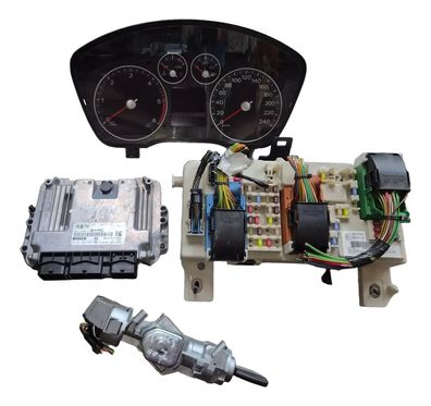 Ford Focus 2006 Diesel Motorsteuergerät -modul 0281012487 80kW DEV535587