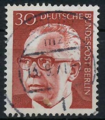 BERLIN DS Heinemann Nr 363 zentrisch gestempelt XB51042