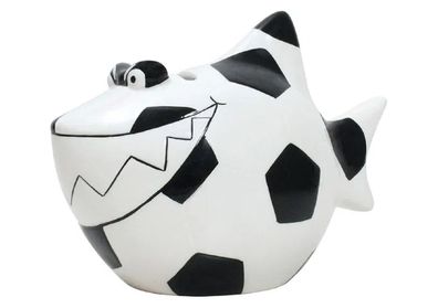 Sparschwein Hai Fußball Weiß/Schwarz (B/H/T) 13x11x7,5cm
