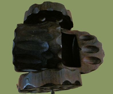 Flaschenhalter Holz in Form einer Kanone