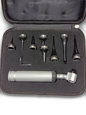 Gima Veterinär-Otoskop-Set Xenon-Halogen 8 autoklavierbare Spekula 31422