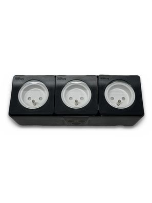 Schneider Electric Dreifach-Steckdose 2P+T Aufputz IP55 grau MUR36037