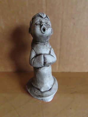Figur Engel offener Mund kleine Flügel Gibsguß ca. 11cm H