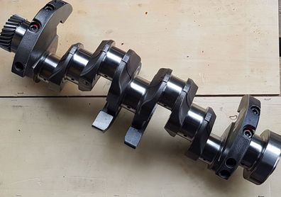 Kurbelwelle für Deutz KHD BF4L913 Vergl. 04150526 turbo big-end NEU