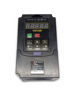 VEVOR Frequenzumrichter VFD 0,75 kW 1 PS 220 V 1- oder 3-phasig 0-400 Hz CNC