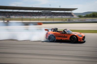 Elektro Kinderfahrzeug Mercedes-AMG GT3 Lizenziert