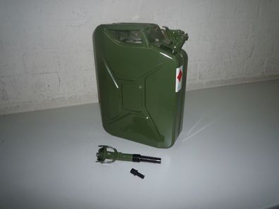 1 x 20 Liter Benzinkanister Metall GGVS mit Sicherungsstift inkl. Auslaufrohr