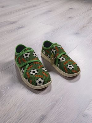 Richter Mailo Hausschuhe Gr. 32 Grün Fußball Klettverschluss NEU