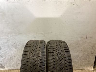 2x Winterreifen 225/45 R18 95V RSC Pirelli Nr.124