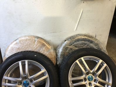 4x Alufelgen mit Winterreifen 215/55 R17 für VW Passat B8