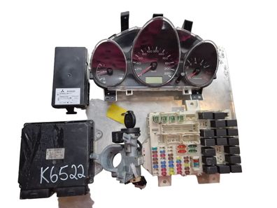 Mitsubishi Colt CZC Motor Steuergerät Set 1860A718 A1351507679 140tkk
