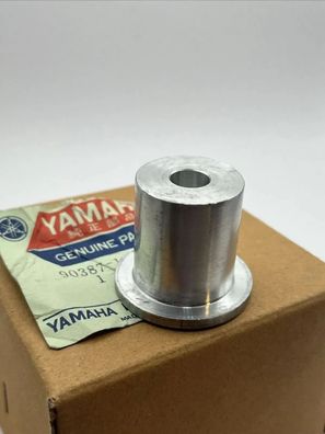 Yamaha HULSE Seitenständer RD250 RD350 BUCHSE 90387-10255