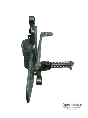 YZF R6 RJ15 Fußraste Rastenplatte vorne rechts Footrest Right