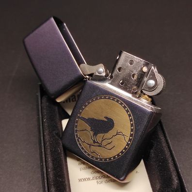 Zippo Iridecent RAVEN Crow, leicht schimmernd, Motivgravur