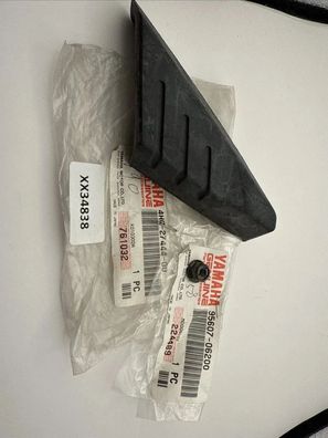 Yamaha DECKEL, Hintere Fussraste YP250 COVER REAR Footrest 4HC-27444-00