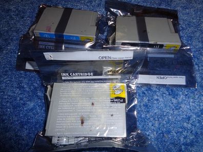 Druckerpatronen für Epson E-T0712 blau und E-T0711 2xschwarz