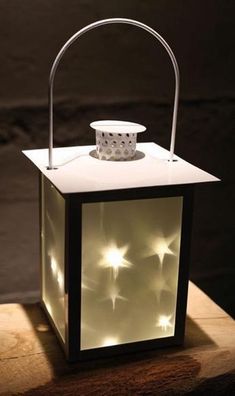 Metall Laterne mit 5 warmweiße LED mit 3D Holografie | Windlicht | Glaswindlicht