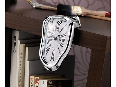 St. Leonhard Originelle Regal-Uhr mit kunstvollem exklusivem Surrealismus-Design