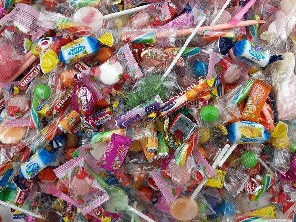 1000 Teile Süßigkeiten Kamelle Wurfmaterial Giveaway Mix Karneval Fasching Party 