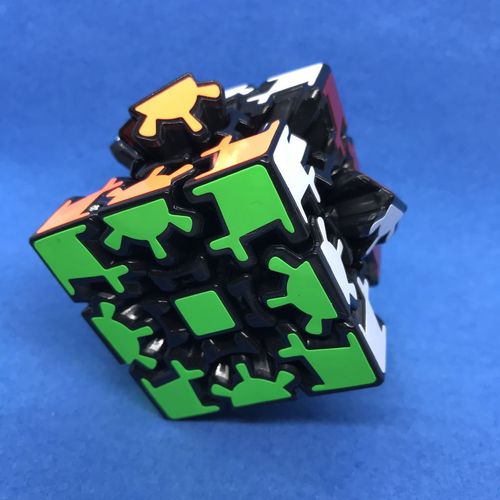 FANXIN Gear Cube 3x3 schwarz Zauberwürfel Speedcube Magic Cube Magischer Wü... 