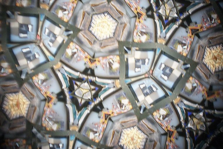 Rankenmuster blau Oktaskop in Kartonhülse 20 cm Länge Umgebungs Kaleidoskop 