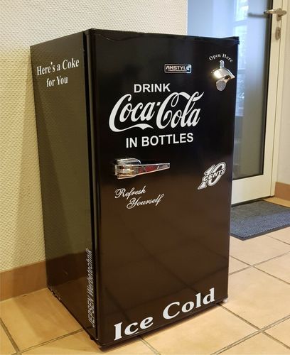 Retro Kühlschrank Aufkleber Set Drink Coca Cola Open Bottle Set 10 Cent 95L weiß 