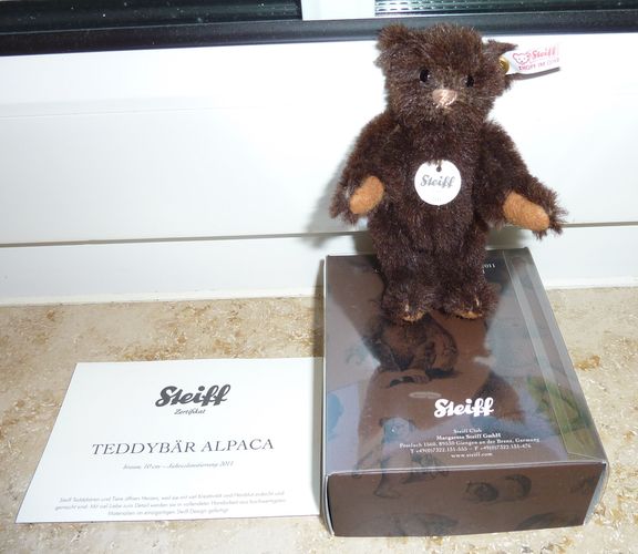 Steiff Clubgeschenk 2011 Teddybär schokobraun 10 cm EAN 421167 