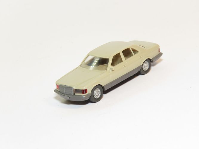 Mercedes-Benz 500SE S Class W126 Blue Wiking H0 1:87 Miniature Model Car