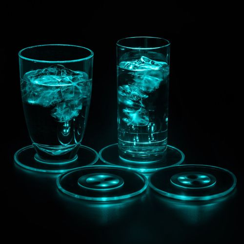 Precorn 4x LED Untersetzer Bierdeckel Leuchtend Getränke Gläser Flaschen  Hochzeit kaufen bei