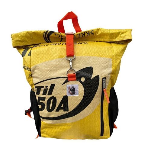 Beadbags Upcycling Rucksack Unikat gelb Nachhaltig aus Recycling