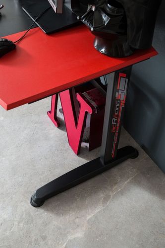 Gaming Desk Computer Gamer Tisch schwarz und rot 140cm original mcRacing  Schreibtisch kaufen bei