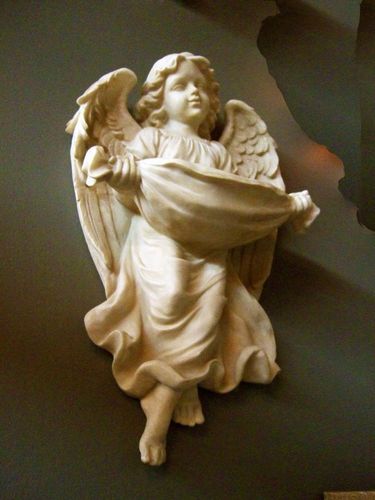 süsse Engel mit Weihwasser Schale oder als Vogeltränke Engel Figur wie antik
