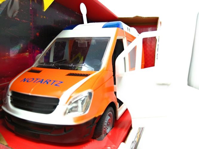 Krankenwagen Notarzt Blaulicht Sirene Rettungswagen Krankenwagen Notarzt Blaulicht Sirene Rettungswagen