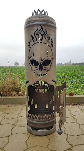 Feuerstelle Totenkopf Karl Feuertonne Schädel Gasflasche Feuerflair