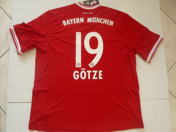Adidas FC Bayern München Trikot 19 Mario Götze 201314 Heim Adidas FC Bayern München Trikot 19 Mario Götze 201314 Heim